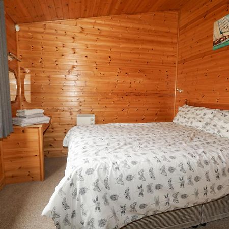 16 Amber Wood Lodge 利明顿 外观 照片