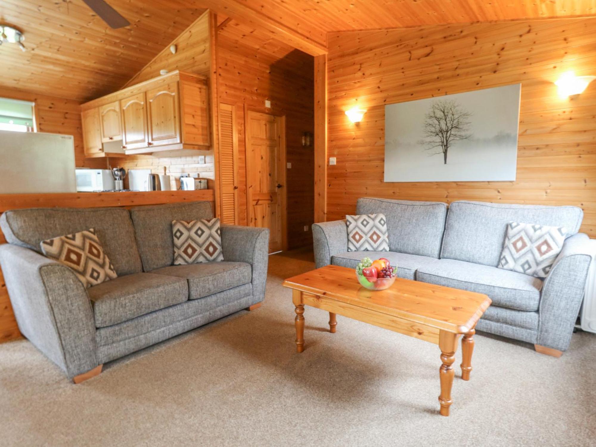 16 Amber Wood Lodge 利明顿 外观 照片