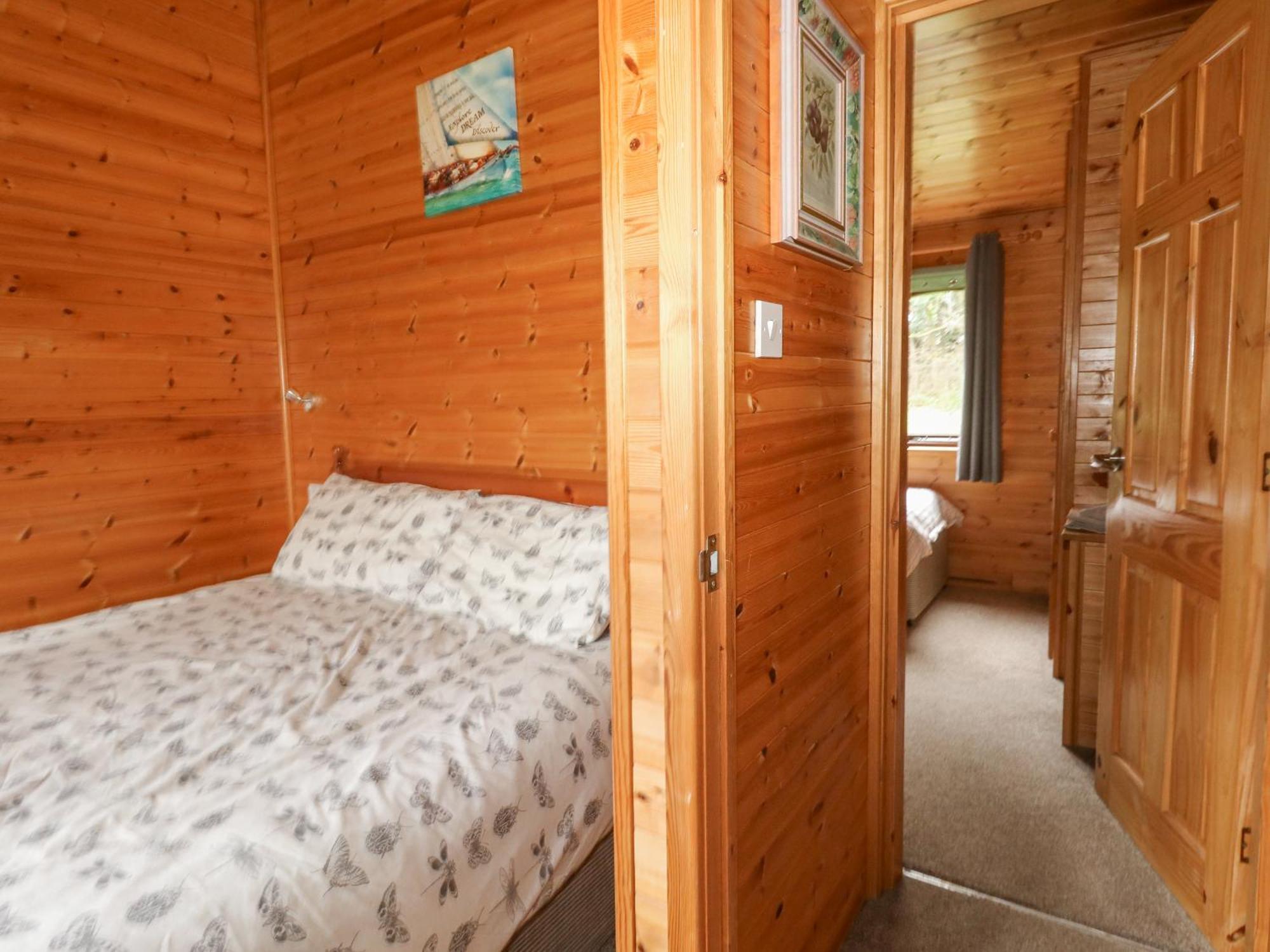 16 Amber Wood Lodge 利明顿 外观 照片